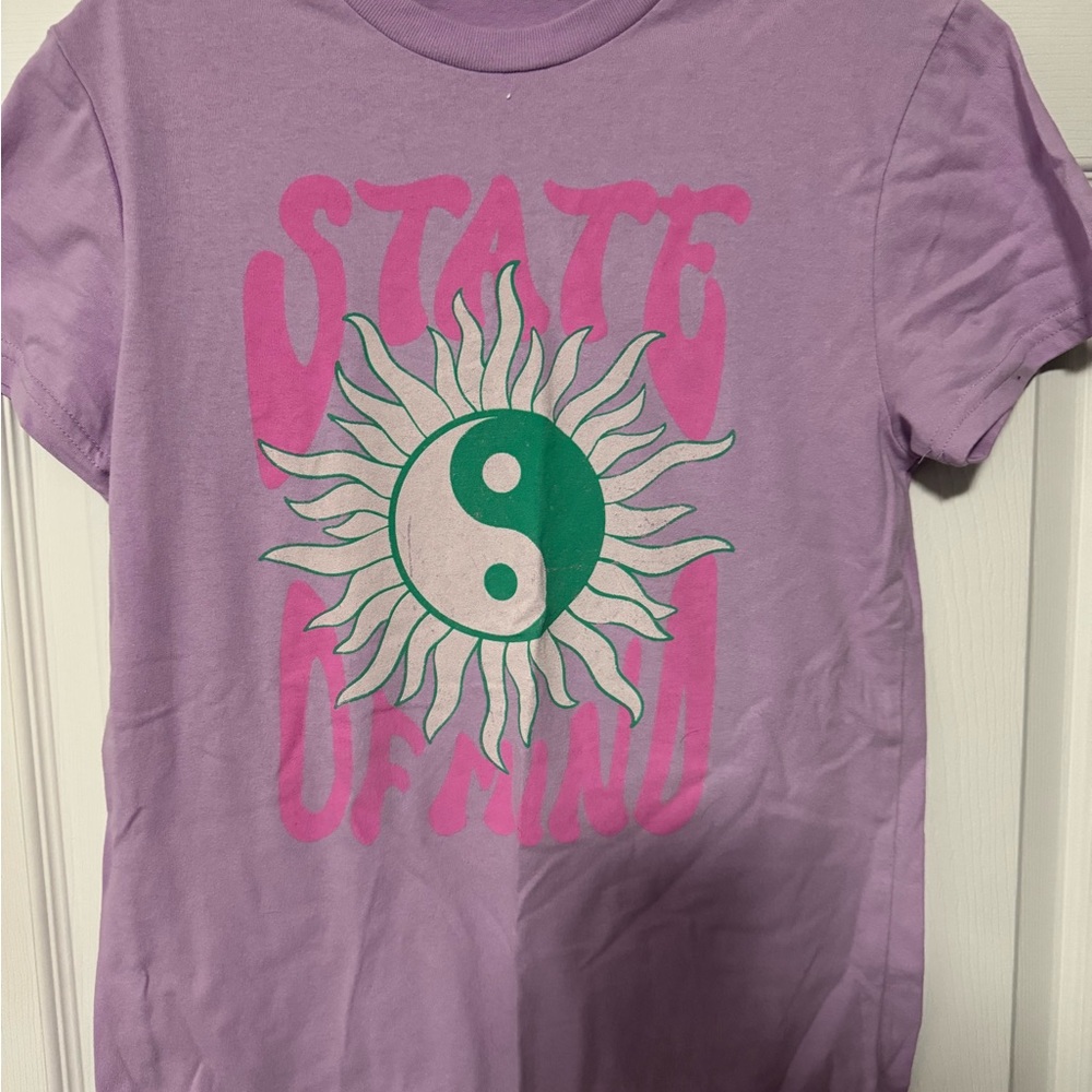Women's Purple Graphic Tee with Yin Yang Design